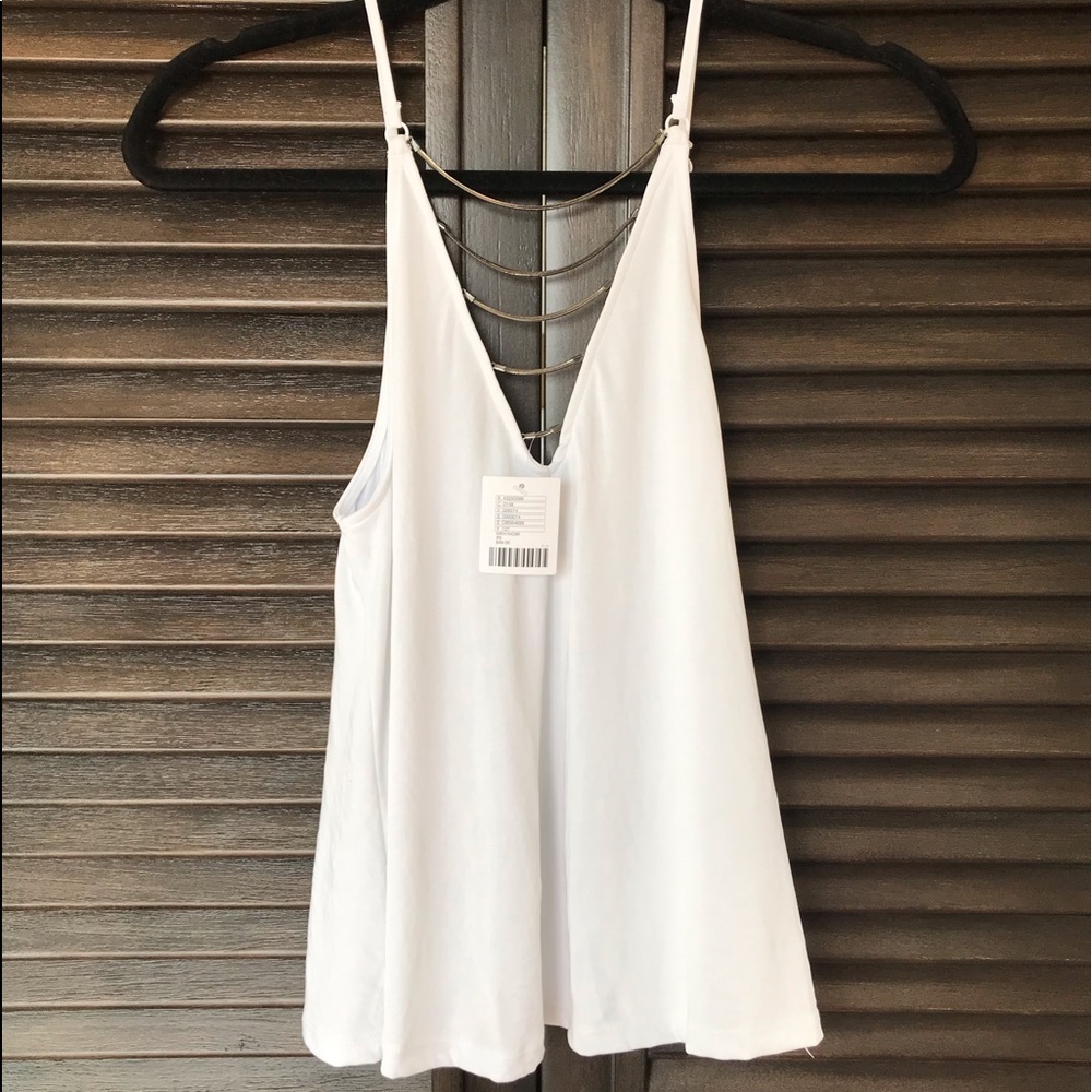 Urban Outfitters new w/tag - Picture 2 of 3